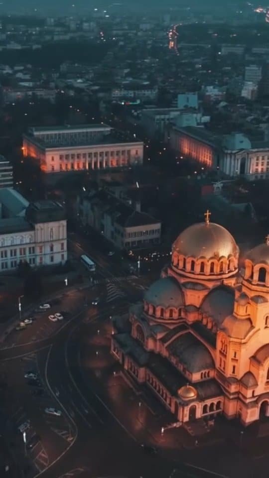 Sofia, la Bulgarie... Et vous, quand partez-vous ?  Musique à l'Est organise votre séjour de A à Z !  🎥 @bulgaria